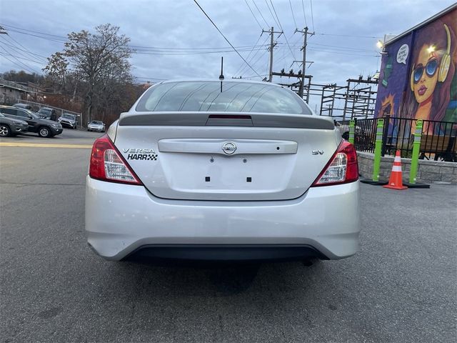 2018 Nissan Versa SV