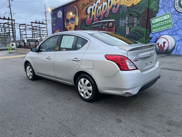 2018 Nissan Versa SV