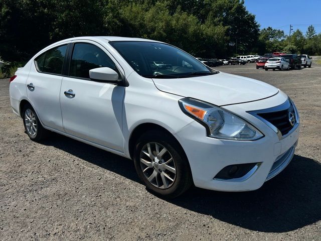 2018 Nissan Versa SV