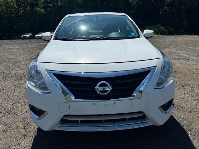 2018 Nissan Versa SV