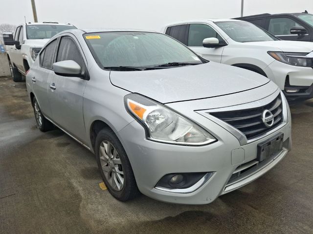 2018 Nissan Versa SV