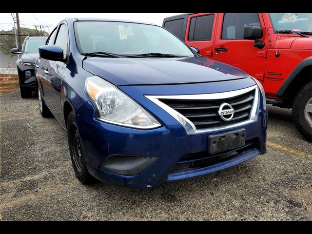 2018 Nissan Versa SV