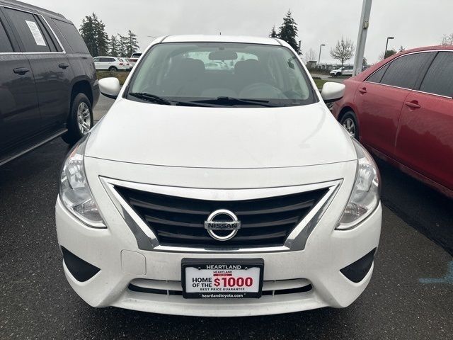 2018 Nissan Versa SV