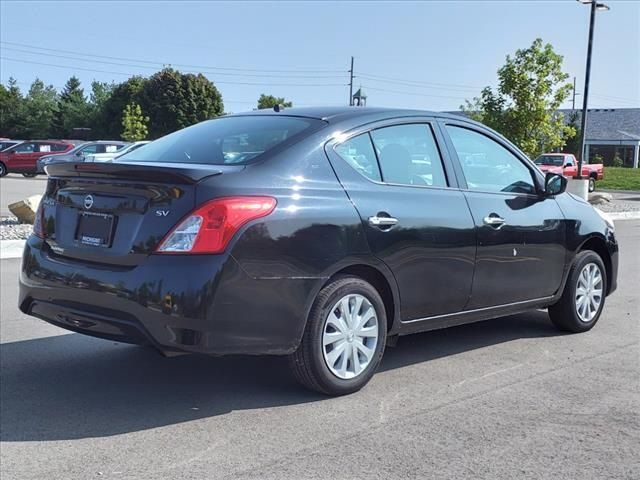 2018 Nissan Versa SV