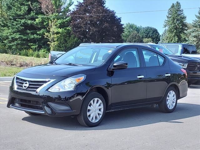 2018 Nissan Versa SV