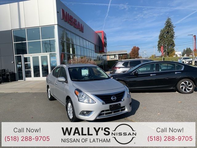 2018 Nissan Versa SV