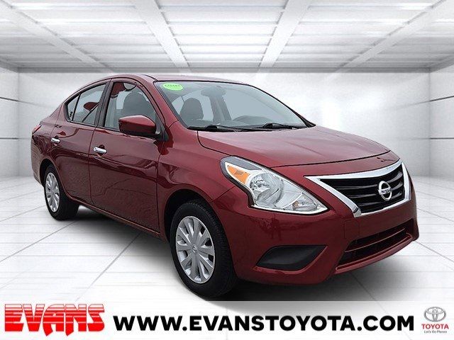 2018 Nissan Versa SV