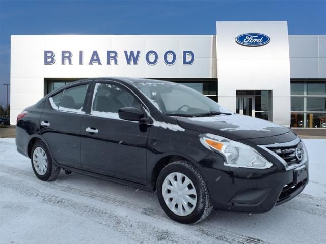 2018 Nissan Versa SV