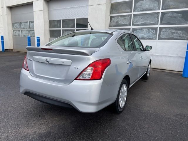 2018 Nissan Versa SV