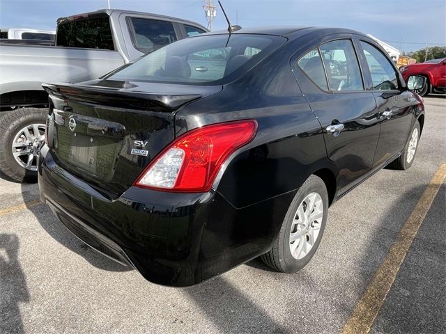 2018 Nissan Versa SV