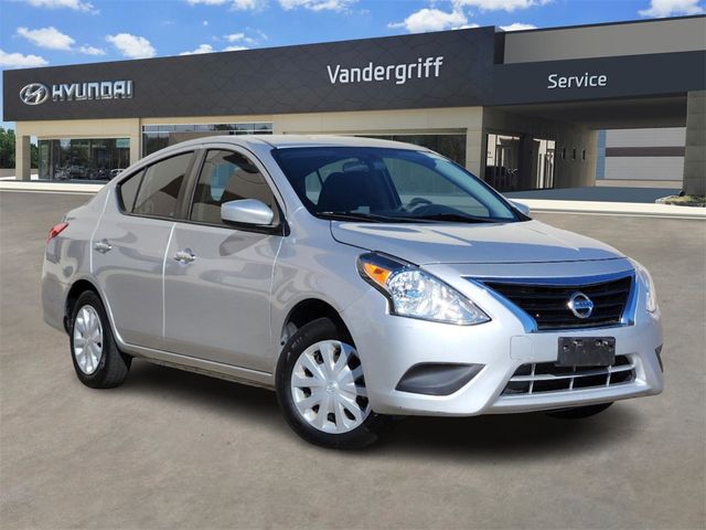 2018 Nissan Versa SV