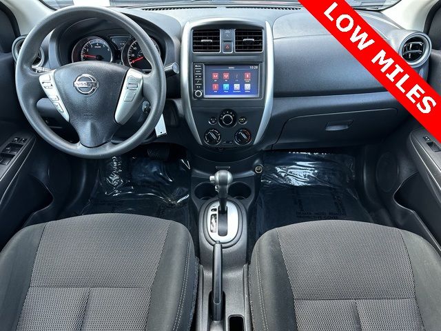 2018 Nissan Versa SV