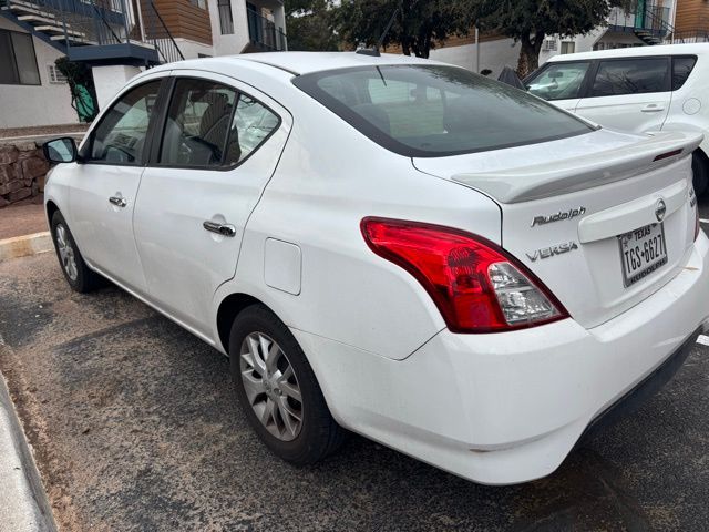 2018 Nissan Versa SV