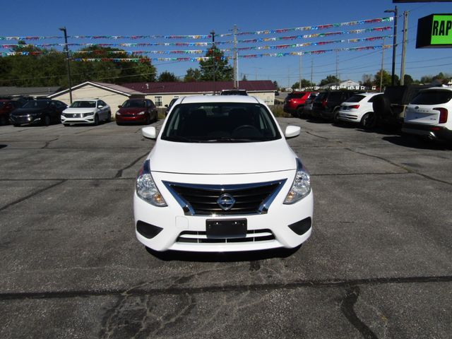 2018 Nissan Versa SV