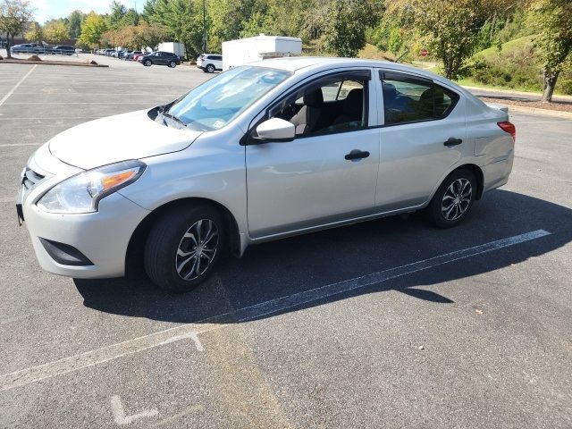 2018 Nissan Versa S Plus