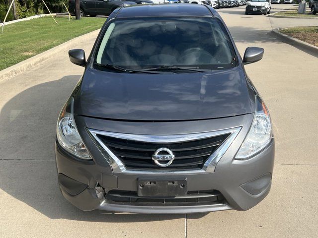 2018 Nissan Versa SV