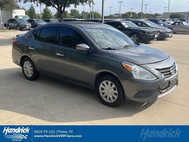 2018 Nissan Versa SV