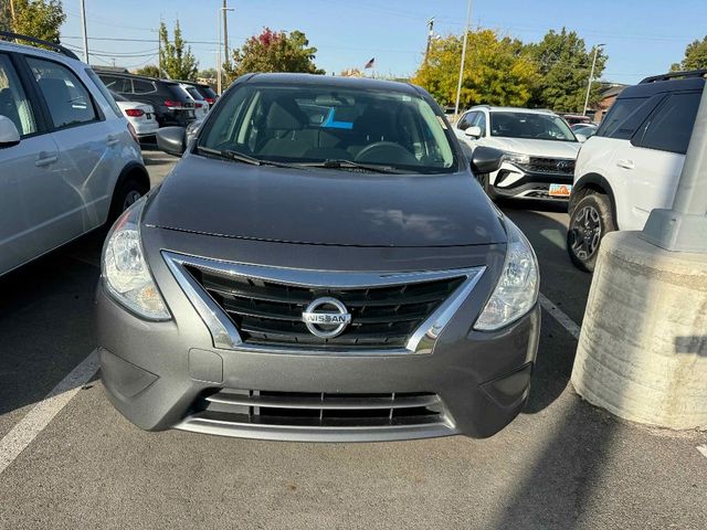 2018 Nissan Versa SV