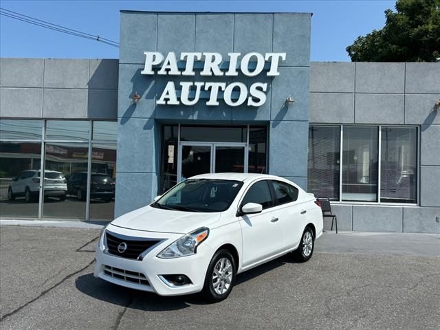 2018 Nissan Versa SV