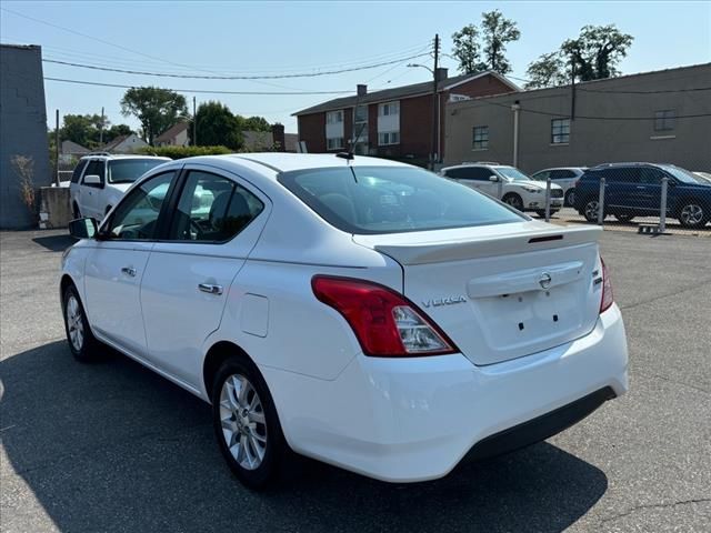 2018 Nissan Versa SV