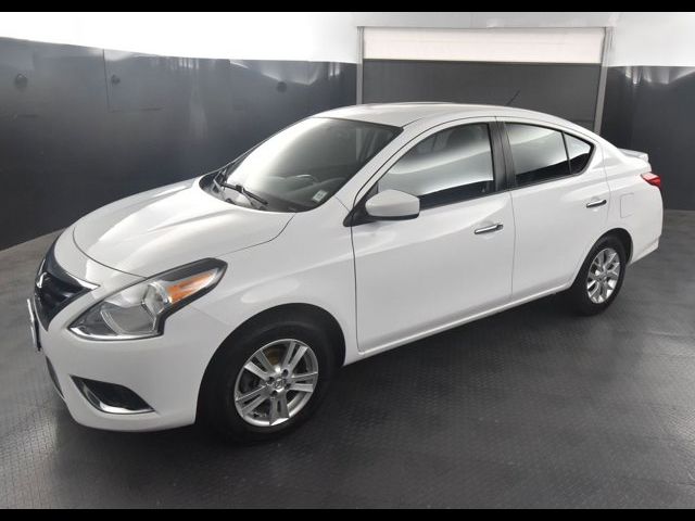 2018 Nissan Versa SV