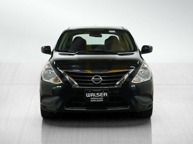 2018 Nissan Versa SV