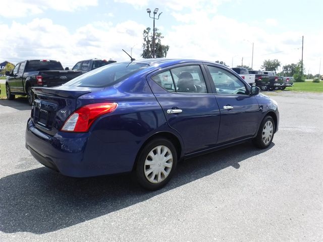 2018 Nissan Versa SV