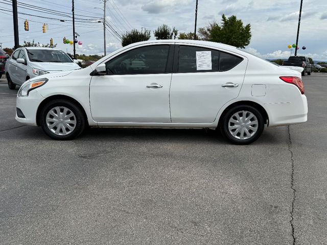 2018 Nissan Versa SV