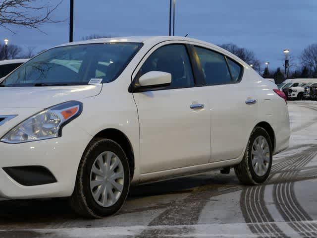 2018 Nissan Versa SV