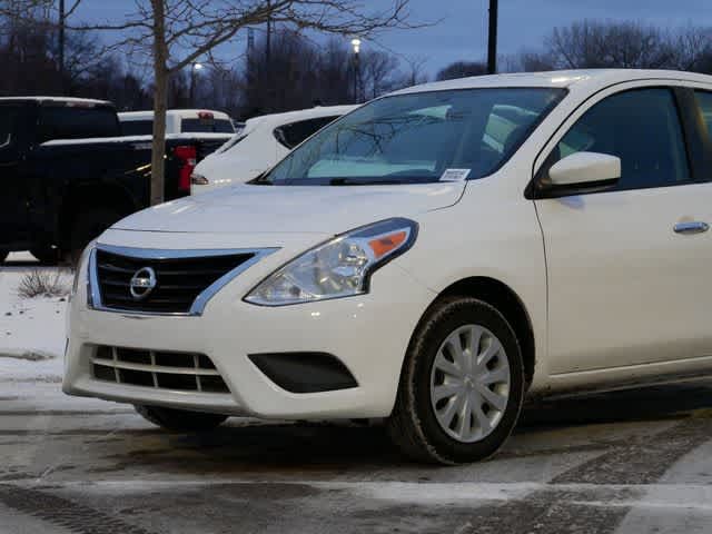 2018 Nissan Versa SV