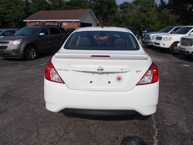 2018 Nissan Versa SV
