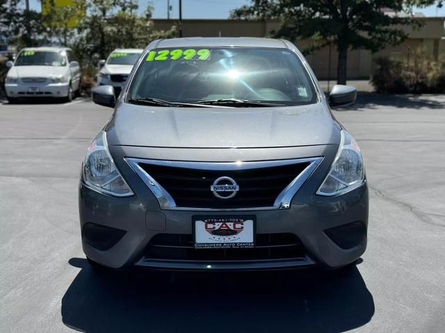 2018 Nissan Versa SV