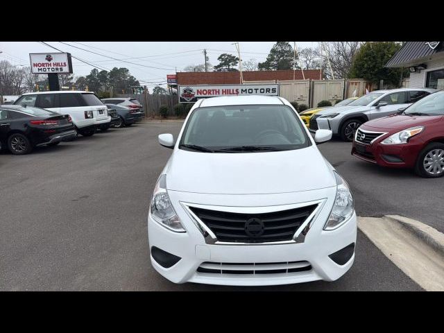 2018 Nissan Versa SV