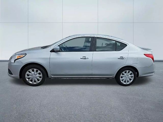 2018 Nissan Versa SV