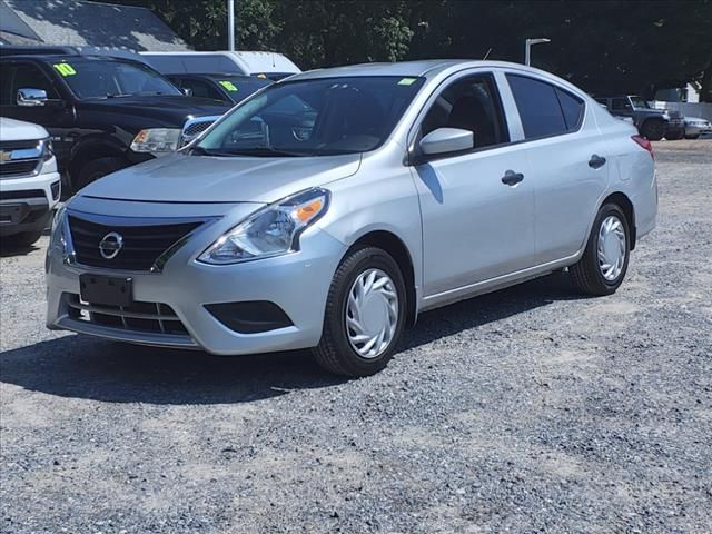 2018 Nissan Versa S Plus