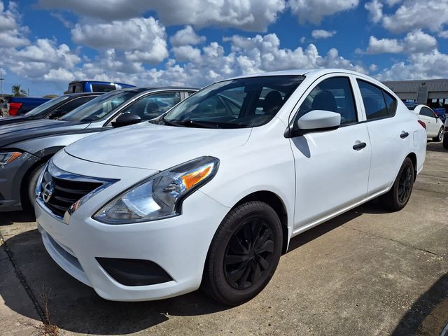 2018 Nissan Versa S Plus