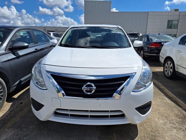 2018 Nissan Versa S Plus