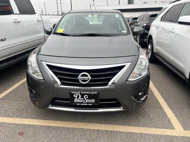 2018 Nissan Versa SV