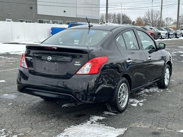 2018 Nissan Versa SV