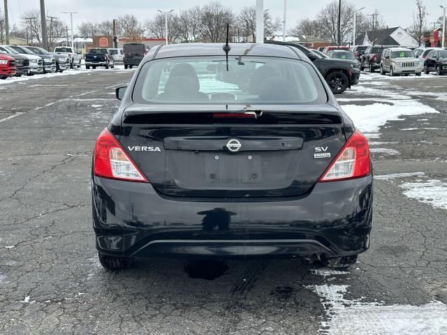 2018 Nissan Versa SV