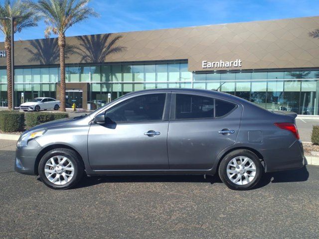 2018 Nissan Versa SV