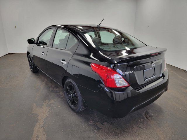 2018 Nissan Versa SV