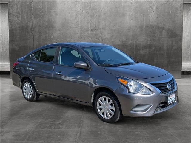 2018 Nissan Versa SV