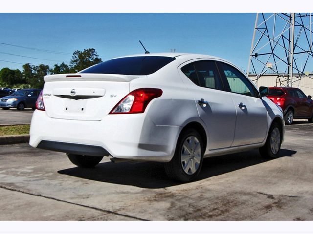 2018 Nissan Versa SV