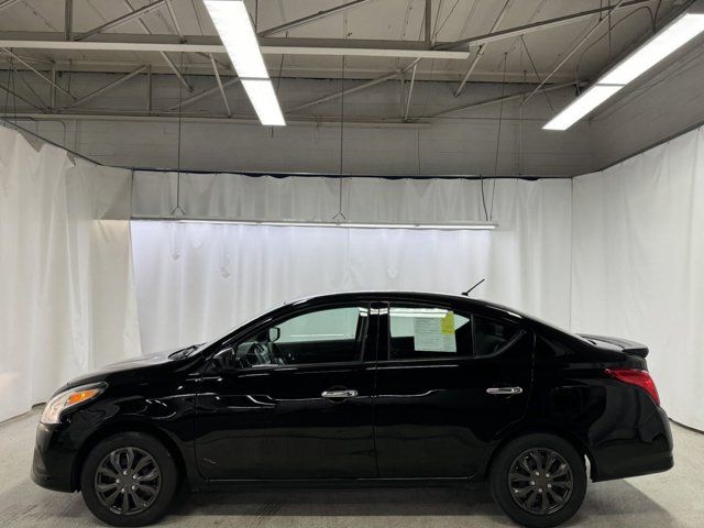 2018 Nissan Versa SV