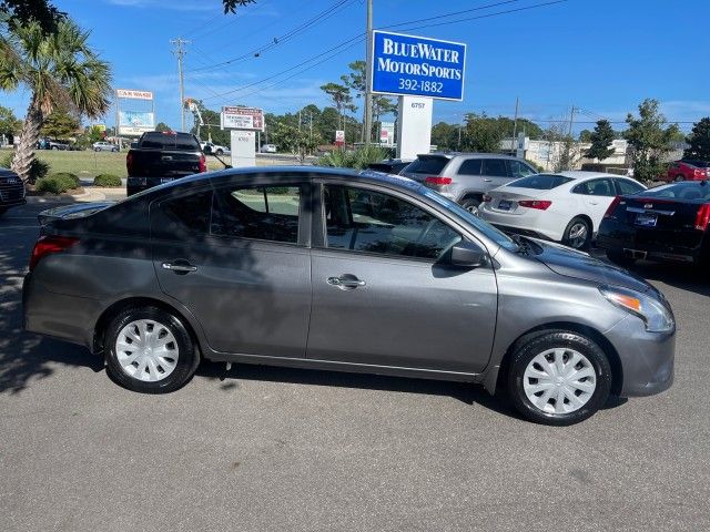 2018 Nissan Versa SV