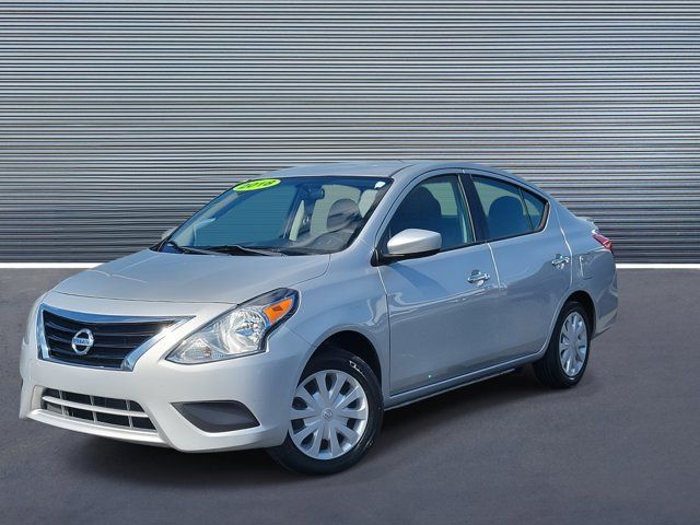 2018 Nissan Versa SV