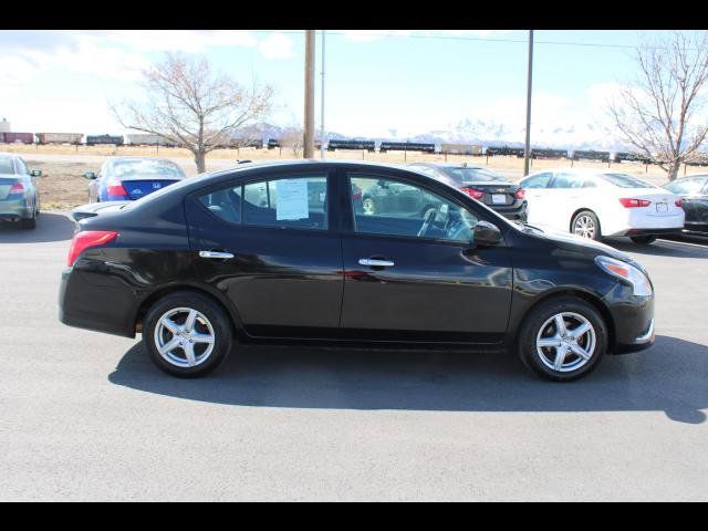 2018 Nissan Versa SV