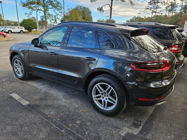 2018 Porsche Macan Base