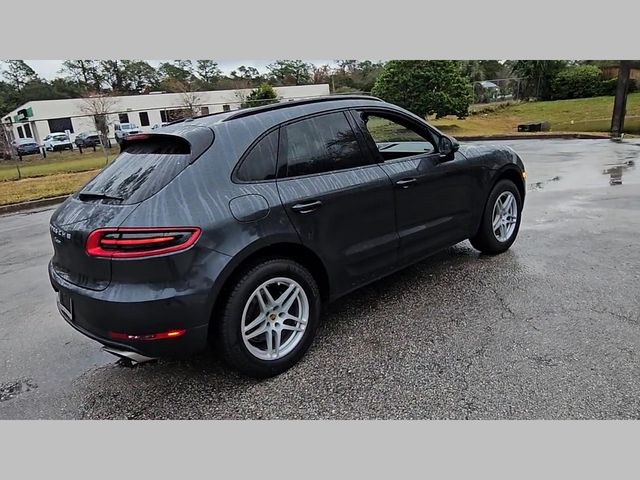 2018 Porsche Macan Base